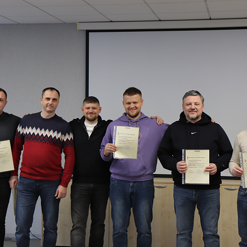 Семинар-практикум по защитным полиуретан-цементным покрытий пола